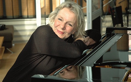 Elise Einarsdotter, pianist